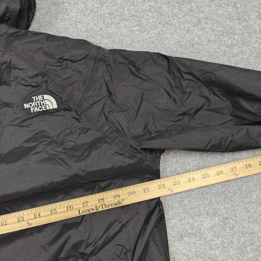 The North Face DryVent Jacket Mens Medium Black Hooded Rain Windbreaker Full Zip